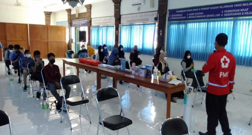 Siswa MTsN 1 Yogyakarta Jadi Penolong Bukan Penonton